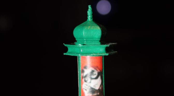 Une colonne Morris à l’échelle HO